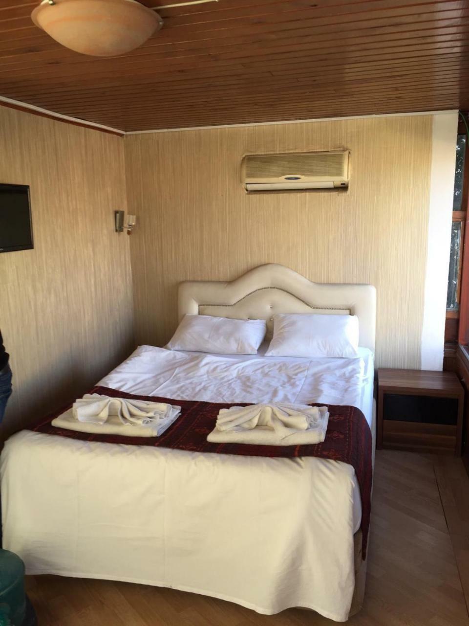Divan Wooden Guesthouse Isztambul Kültér fotó